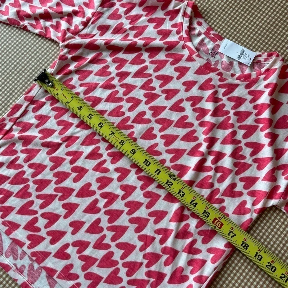 Gap Teen Pajama top. Heart print.‎ NWT. Size 14